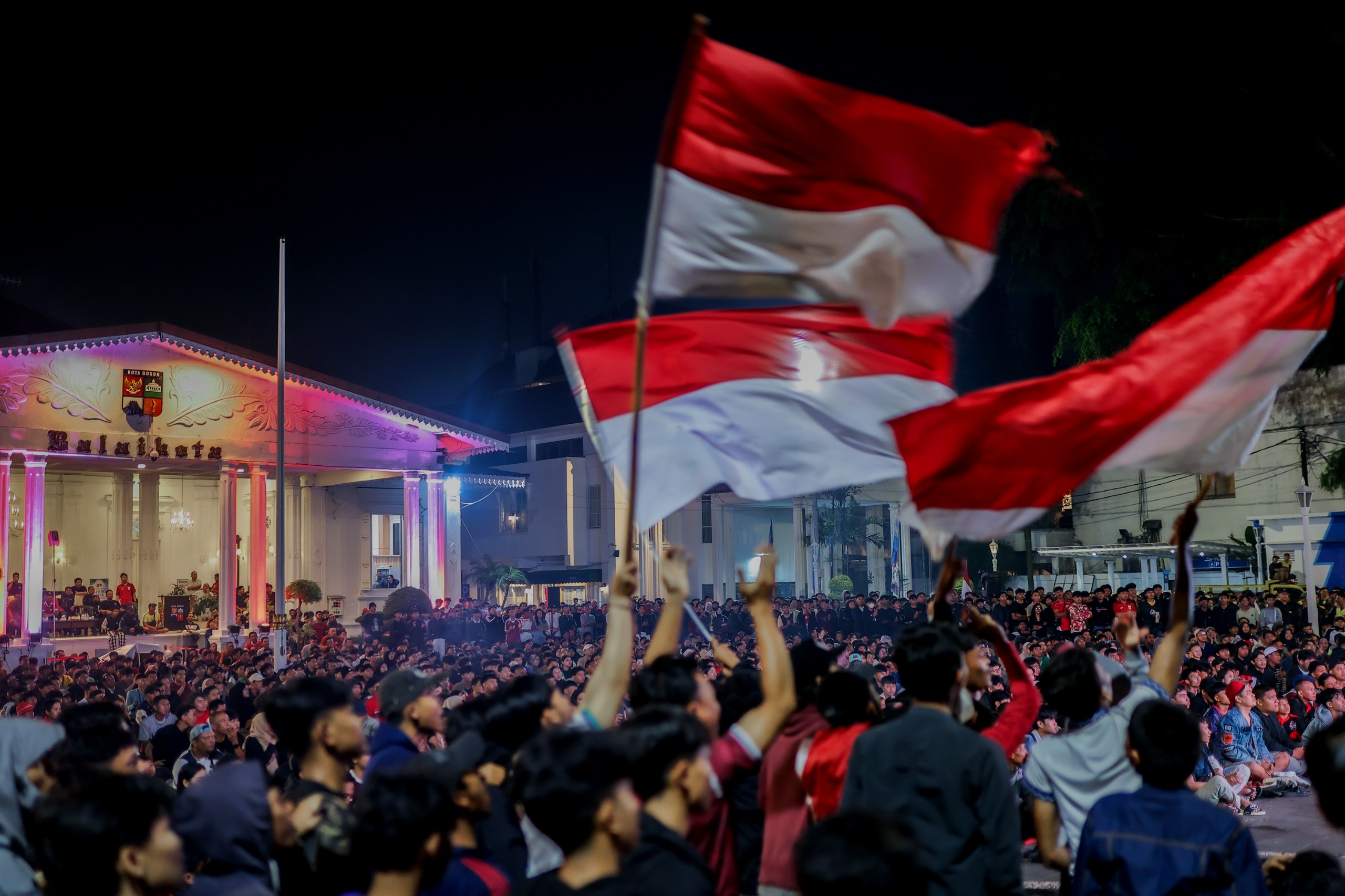 Warga Bogor Saksikan Kemenangan Timnas Indonesia