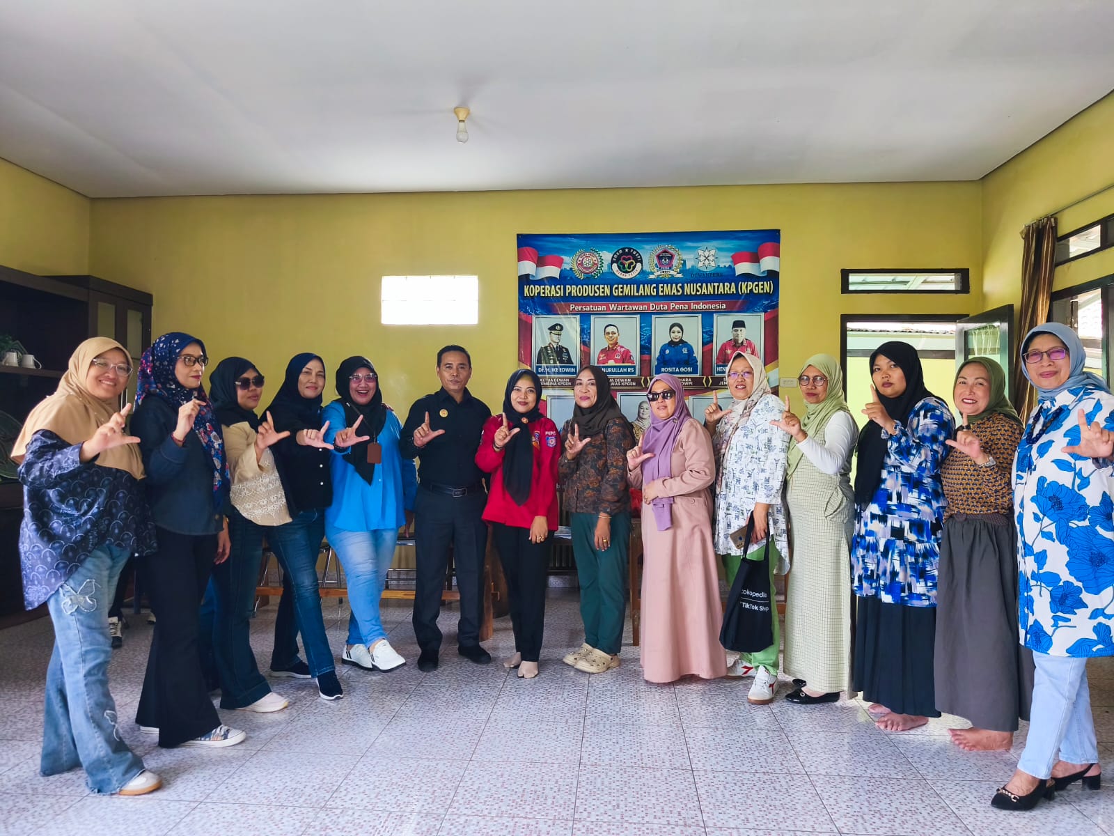 RAPAT PANITIA HUT KE-4 PWDPI TETAPKAN 25 TOKOH PENERIMA PWDPI AWARD, KETUM PWDPI TEKANKAN KESIAPAN MAKSIMAL