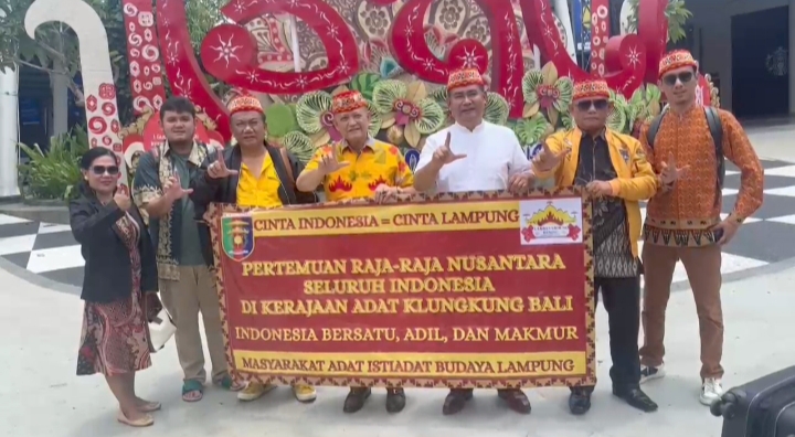 [9/10, 14.18] Ketumpwdpi: *Hadiri Festival Budaya Kerajaan Klungkung, Ketua Dewan Pembina DPP PWDPI Disambut Hangat DPW Bali